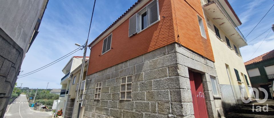 House T5 in Aguiar da Beira e Coruche of 80 m²