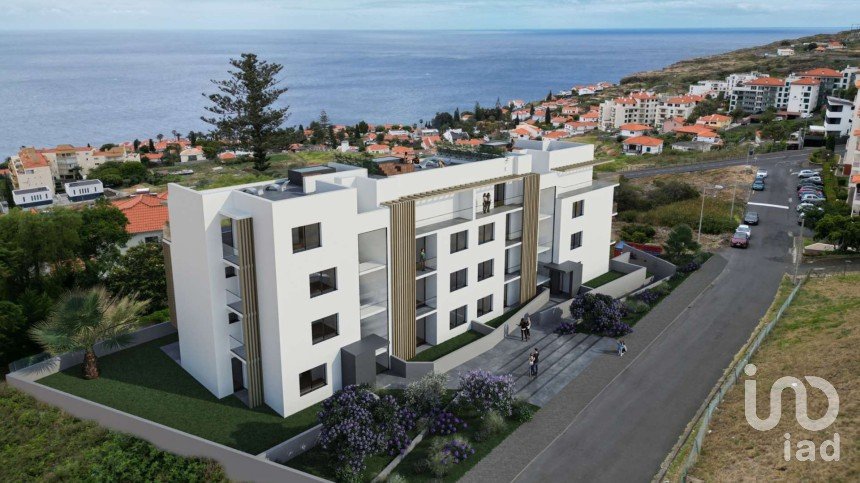 Apartment T2 in Caniço of 87 m²