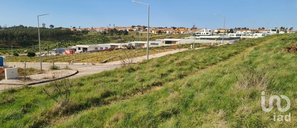 Terreno em Caldas da Rainha - Santo Onofre e Serra do Bouro de 639 m²