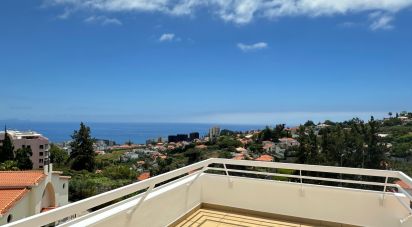 Apartment T3 in Santo António of 175 m²