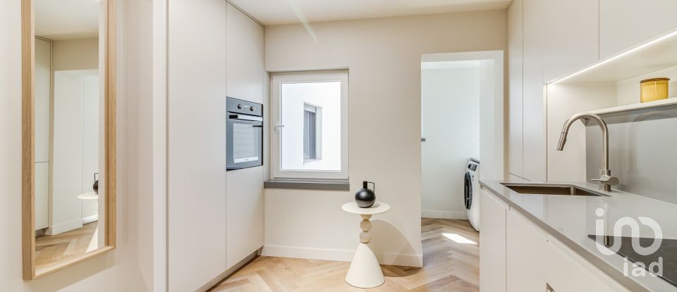 Appartement T2 à Santo António de 69 m²