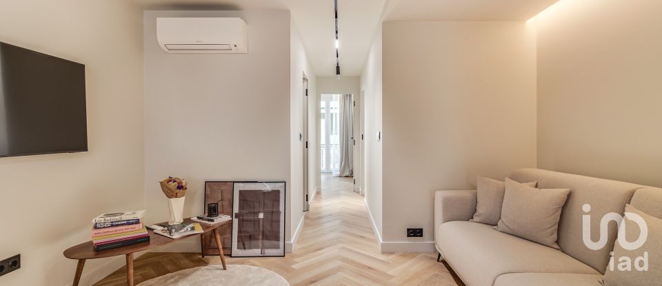 Appartement T2 à Santo António de 69 m²