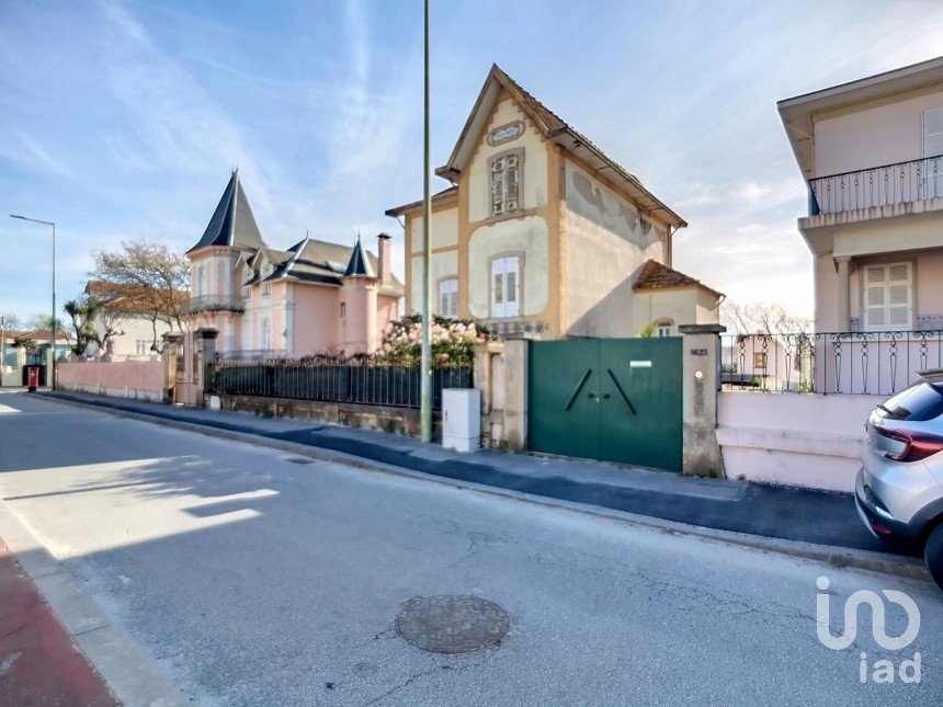 Maison traditionnelle T7 à Arcozelo de 320 m²