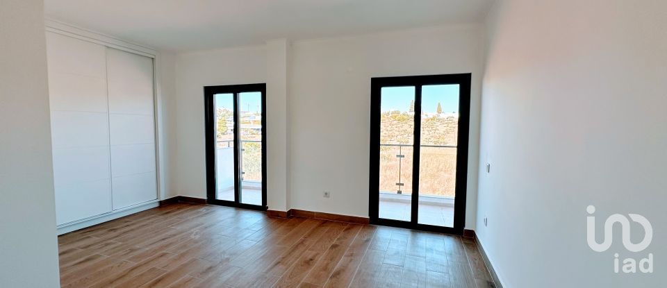 Apartamento T2 em Loulé (São Sebastião) de 91 m²