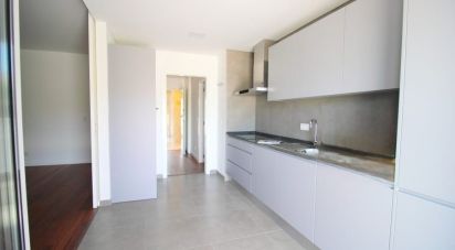 Apartment T2 in Faro (Sé e São Pedro) of 93 m²