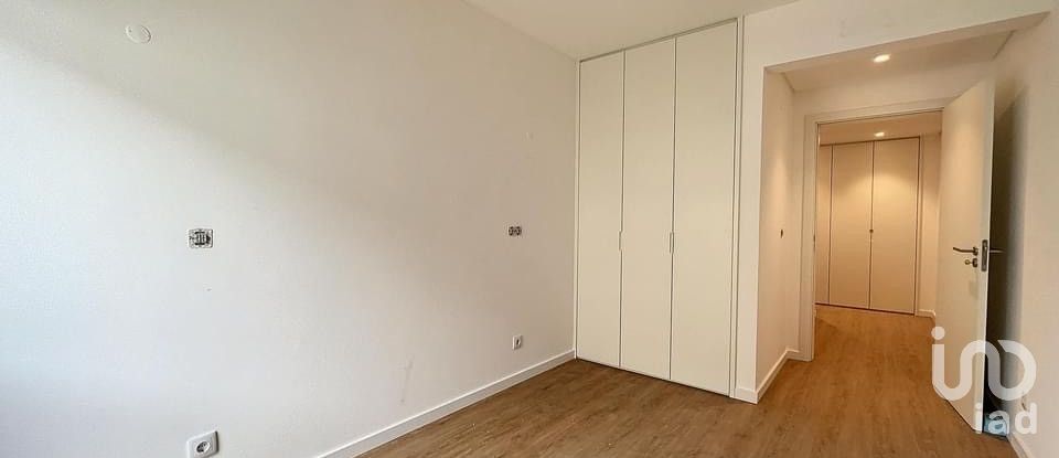 Appartement T2 à Alcântara de 77 m²