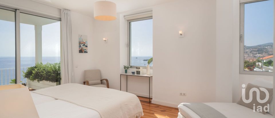 Gîte T3 à Funchal (Santa Maria Maior) de 237 m²