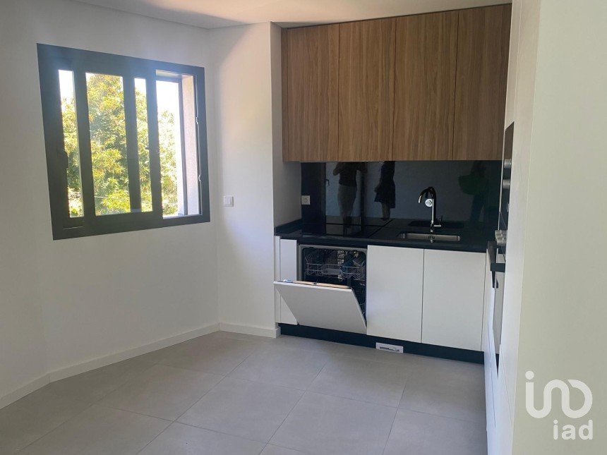 Apartamento T2 em Cristelo de 101 m²