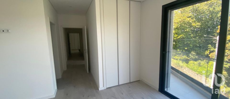 Apartamento T2 em Cristelo de 101 m²