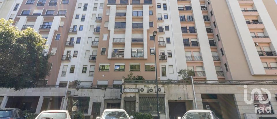 Apartamento T3 em Benfica de 118 m²