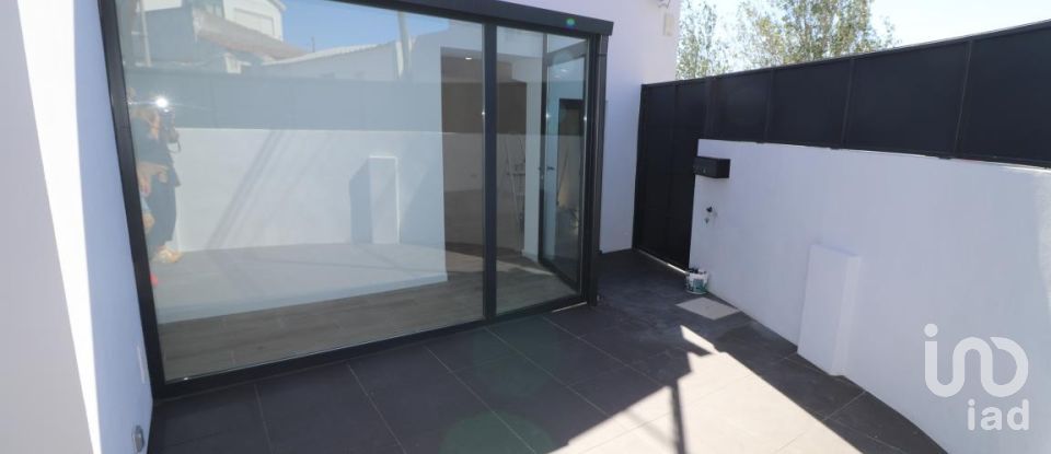 Casa de aldeia T4 em Ramalhal de 79 m²