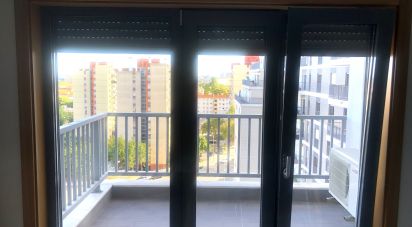 Apartment T3 in Olivais of 122 m²