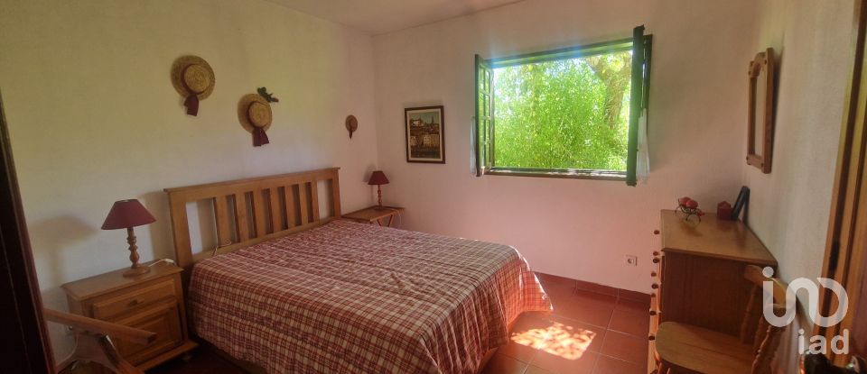 Lodge T4 in Santiago de Piães of 143 m²