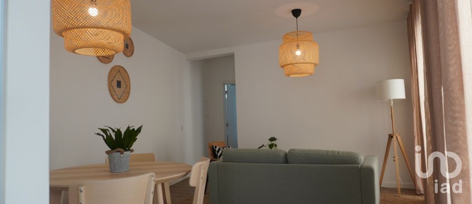 Casa / Villa T1 em Mealhada, Ventosa Do Bairro e Antes de 63 m²