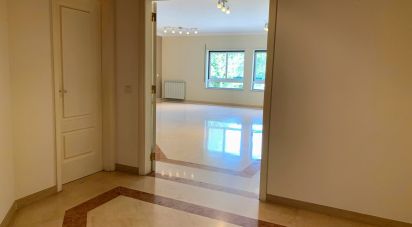 Apartment T3 in Carcavelos e Parede of 155 m²