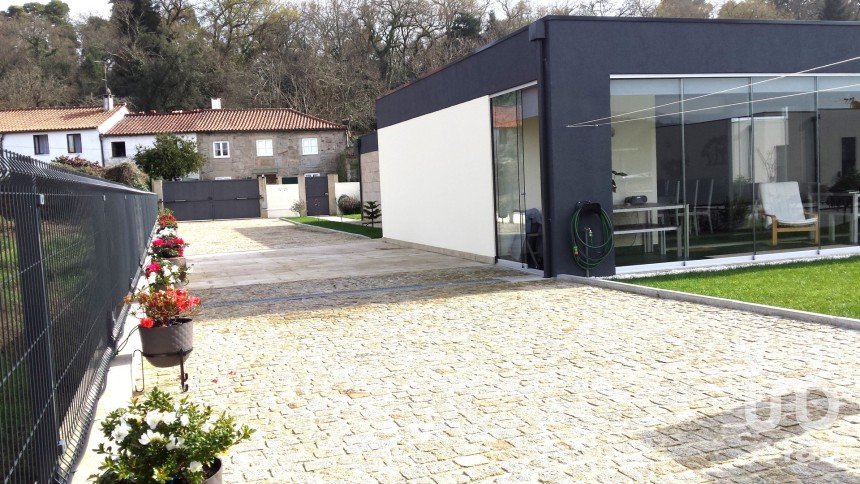 Maison traditionnelle T3 à Arca e Ponte de Lima de 205 m²