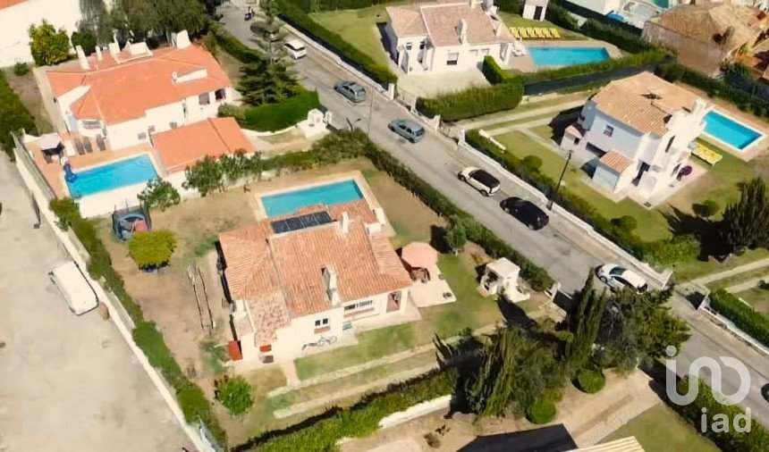 Casa de Cidade T3 em Albufeira e Olhos de Água de 123 m²