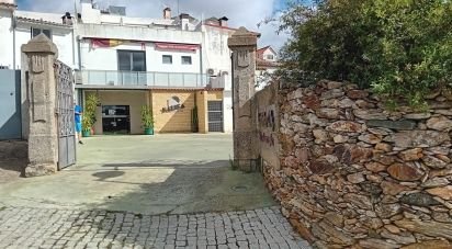 Shop / premises commercial in Mogadouro, Valverde, Vale de Porco e Vilar de Rei of 813 m²