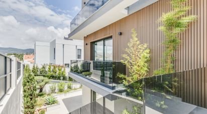 Gîte T5 à Alcabideche de 298 m²