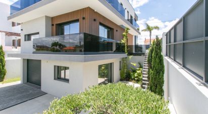 Casa T5 em Alcabideche de 298 m²