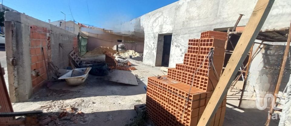 Casa de aldeia T2 em Vermelha de 157 m²