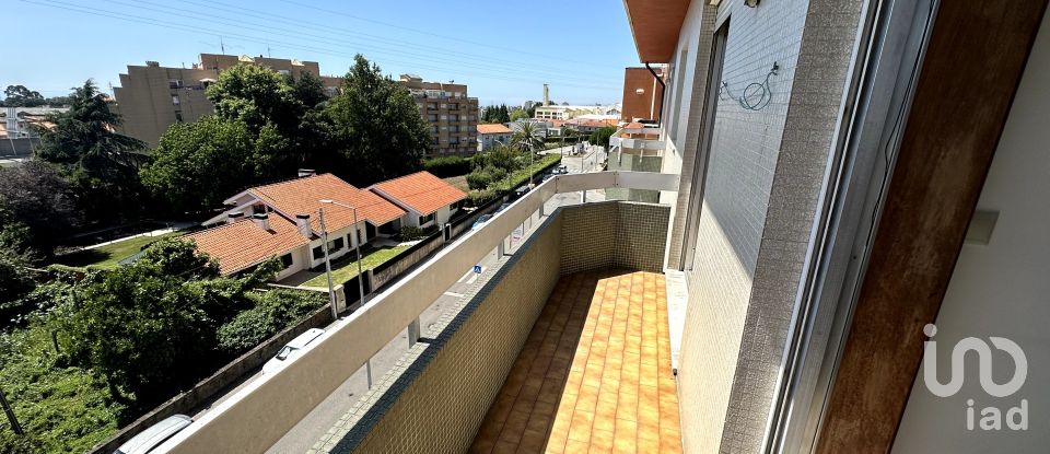 Apartamento T3 em Mafamude e Vilar do Paraíso de 107 m²