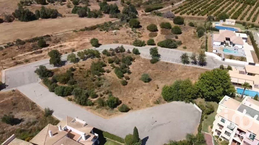 Terrain à bâtir à Albufeira e Olhos de Água de 7 925 m²