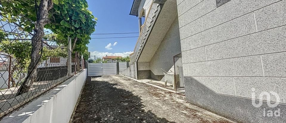 Maison T7 à Santa Cruz/Trindade E Sanjurge de 320 m²