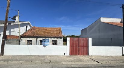 Maison T0 à Fazendas de Almeirim de 108 m²