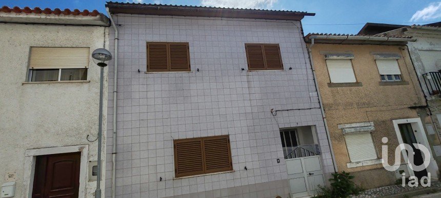 Lodge T4 in Santo Varão of 163 m²