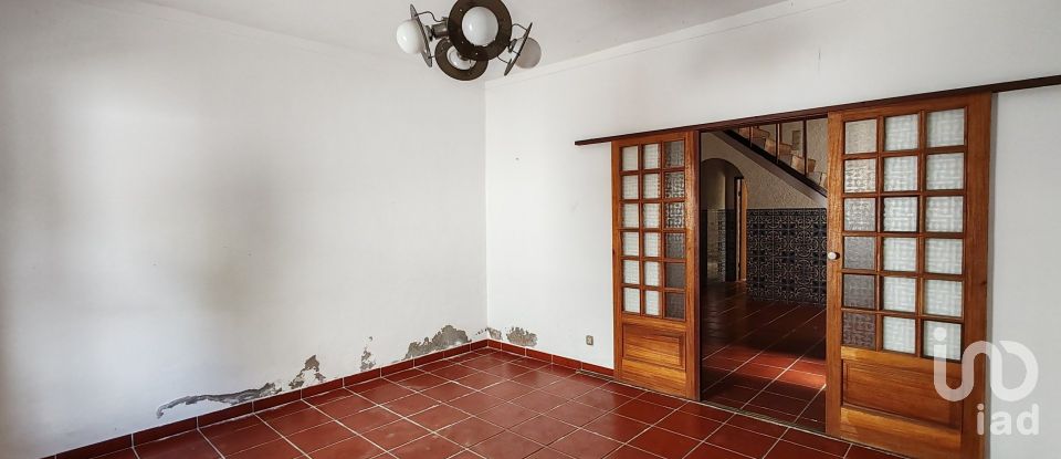 Casa T4 em Santo Varão de 140 m²