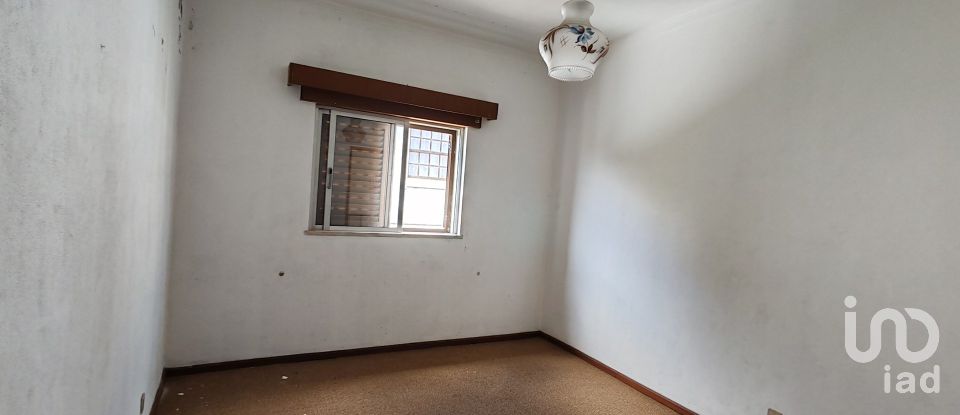 Casa T4 em Santo Varão de 140 m²