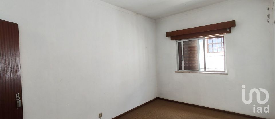 Casa T4 em Santo Varão de 140 m²