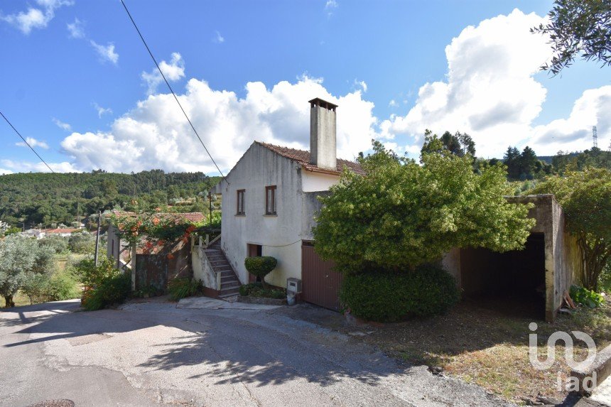 Casa de aldeia T2 em São Miguel, Santa Eufémia e Rabaçal de 218 m²