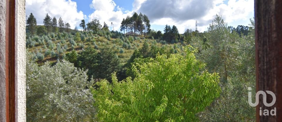 Casa de aldeia T2 em São Miguel, Santa Eufémia e Rabaçal de 218 m²