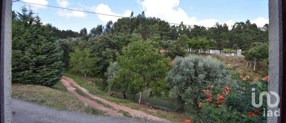 Casa de aldeia T2 em São Miguel, Santa Eufémia e Rabaçal de 218 m²