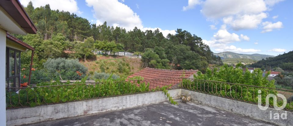 Maison de village T2 à São Miguel, Santa Eufémia e Rabaçal de 218 m²