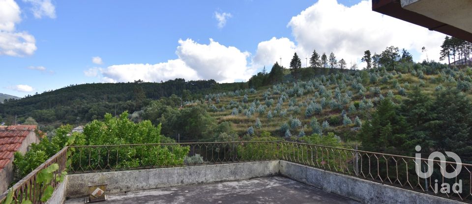 Casa de aldeia T2 em São Miguel, Santa Eufémia e Rabaçal de 218 m²