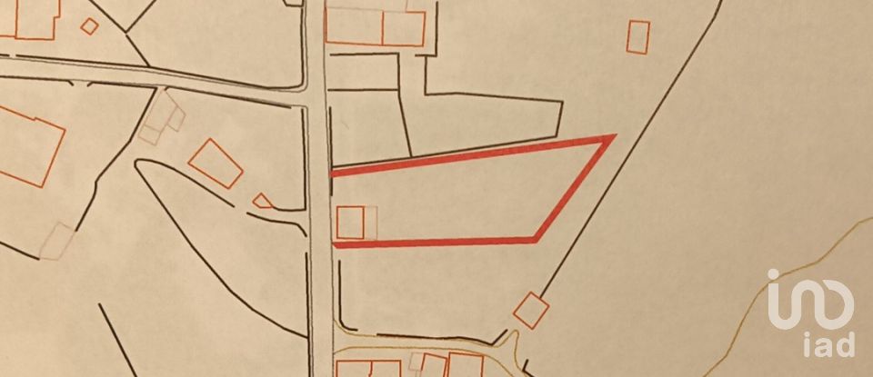 Terrain à Constantim e Vale de Nogueiras de 1 196 m²