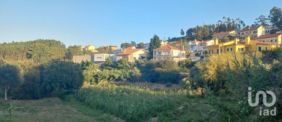 House T3 in Venda do Pinheiro e Santo Estêvão das Galés of 281 m²