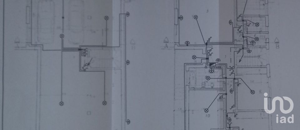 House T3 in Venda do Pinheiro e Santo Estêvão das Galés of 281 m²