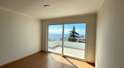 Apartment T2 in Caniço of 148 m²