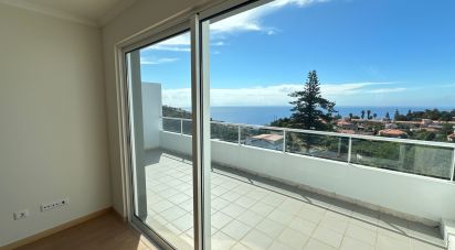 Apartment T2 in Caniço of 153 m²