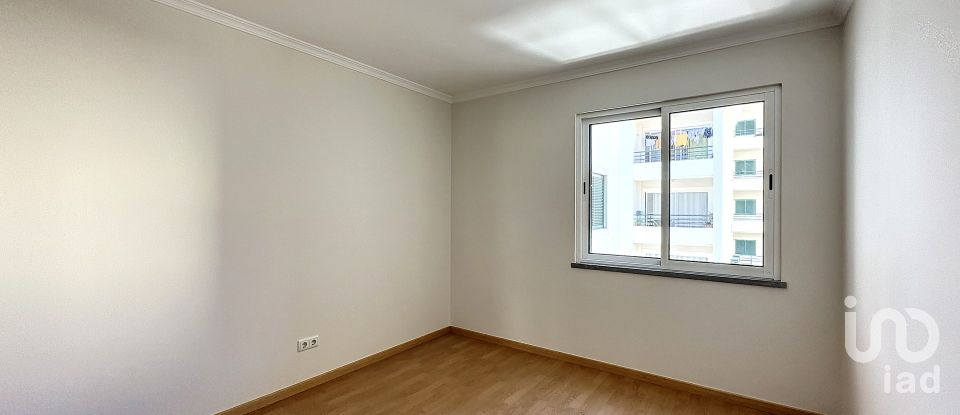 Apartamento T2 em Caniço de 153 m²