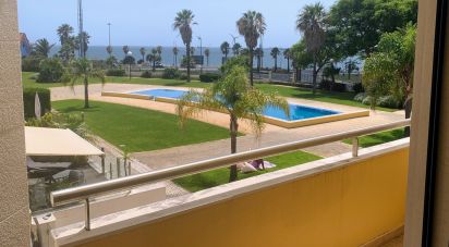 Lodge T4 in Carcavelos e Parede of 200 m²