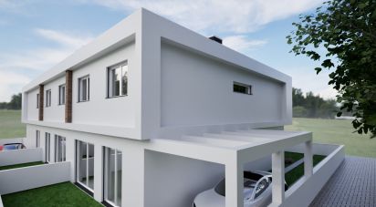House T4 in Fernão Ferro of 156 m²