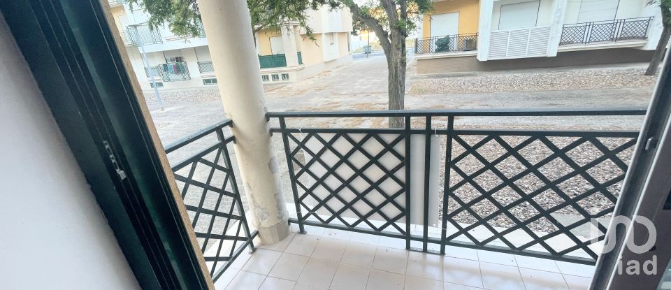 Apartamento T2 em Almeirim de 147 m²