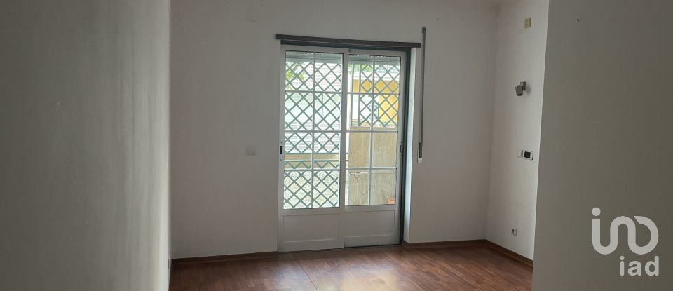 Appartement T2 à Almeirim de 147 m²