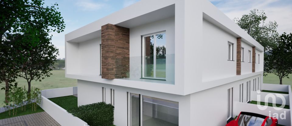 House T4 in Fernão Ferro of 152 m²