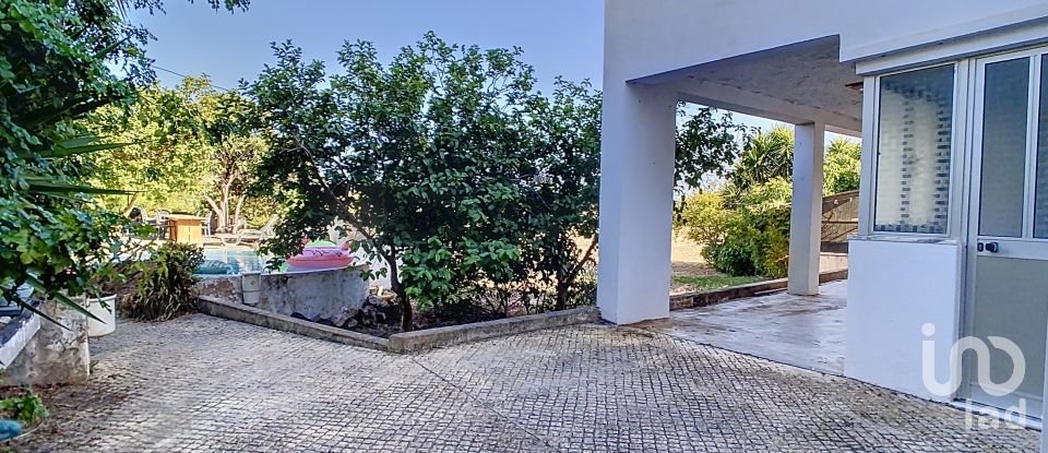 Quinta T5 em Mexilhoeira Grande de 411 m²